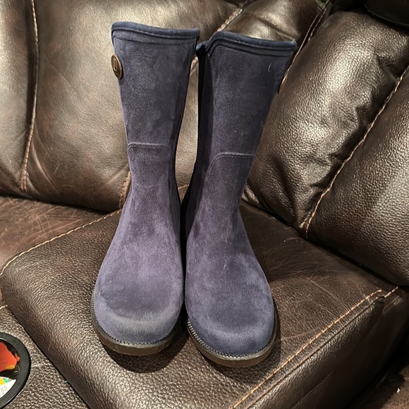 Ulan Rain Boots Rainy Steps Blue. Size 6 “Loralee”. Gently used. Great shape - Picture 2 of 6